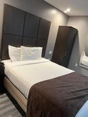 GWB Hotel 5